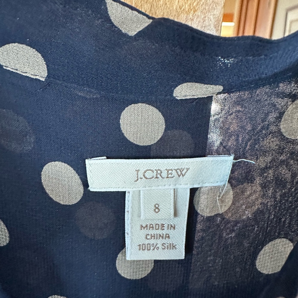 EUC // JCrew // 100% Silk tuxedo blouse // navy/brown polka dot  // 8 - Picture 5 of 5